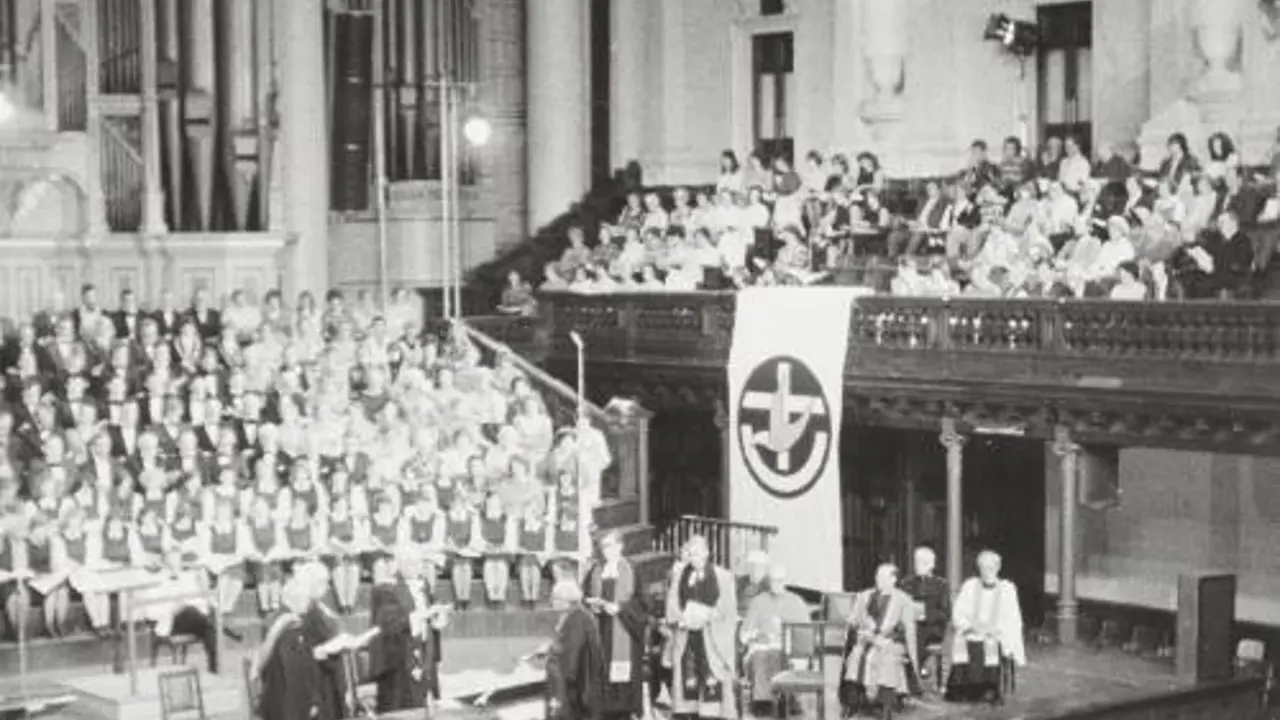 Church traditions and the creeds