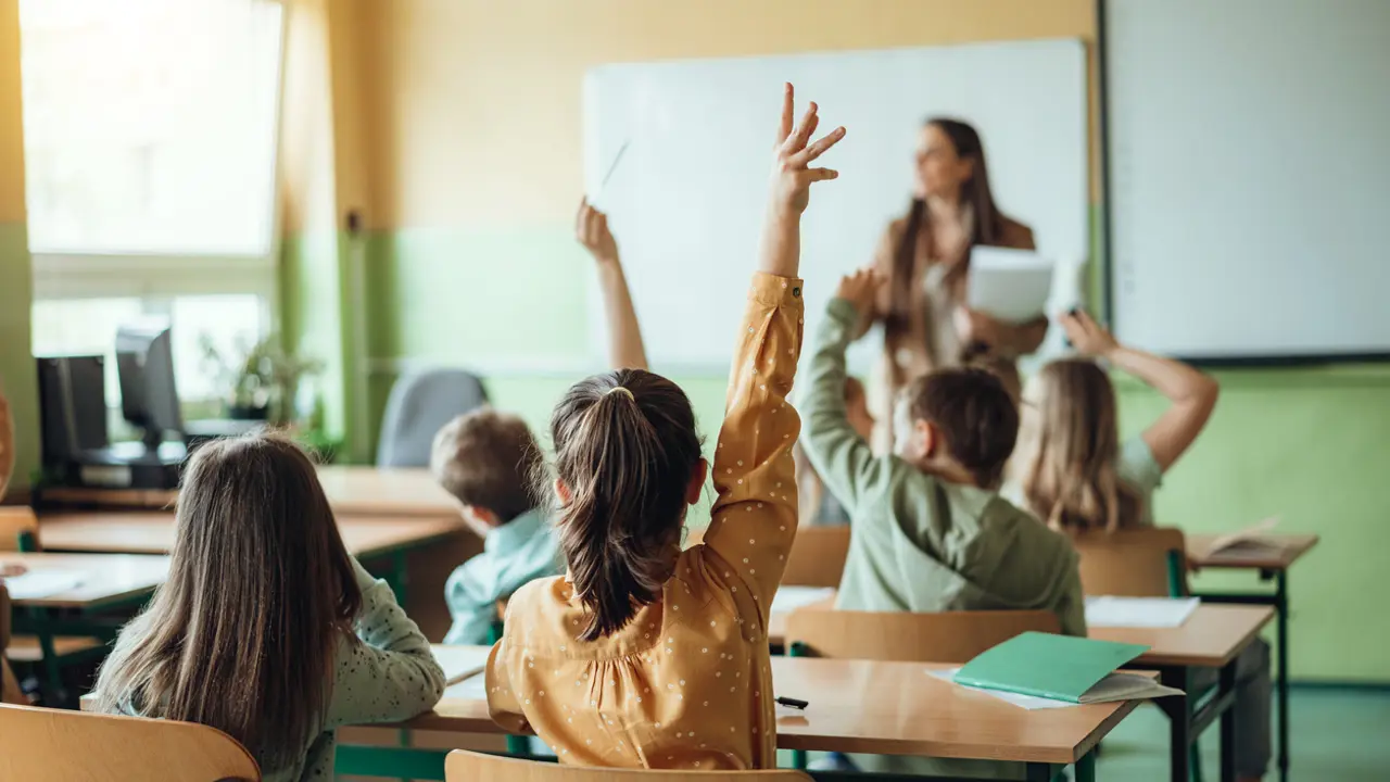 Teachers cannot afford to live near their work: study