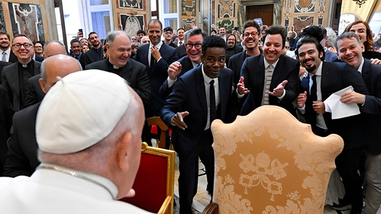 107 Comedians and the Pope met at the Vatican