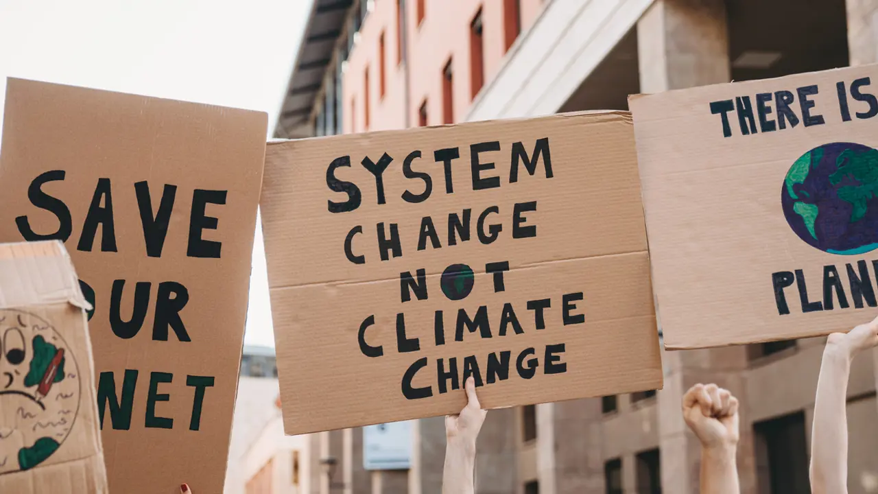 Young people call on the Australian government to support the creation of jobs that fast track solutions to the climate crisis and help communities recover